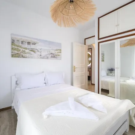 Cleopatra Villa *